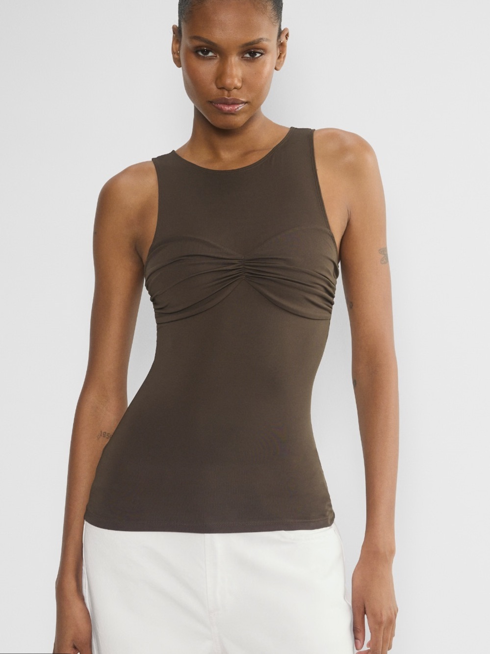 Aritzia Contour Shono Tank Top in Brown